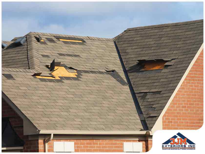 The Do’s And Don’ts of Roofing After a Severe Storm